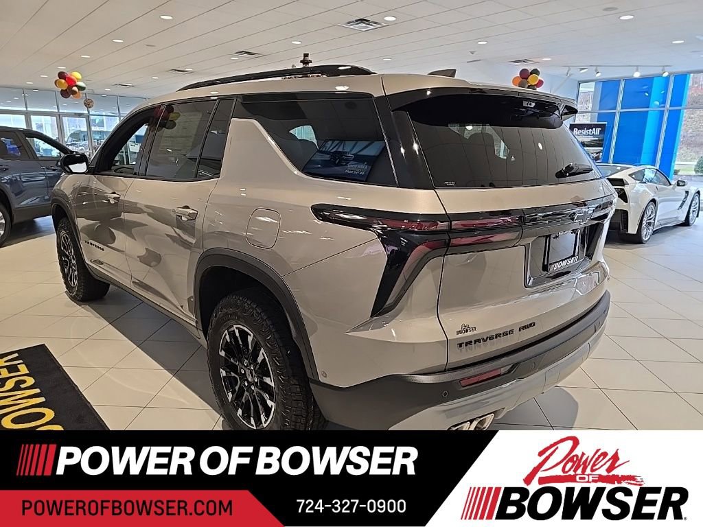 2026 Chevrolet Traverse Z71 photo 2