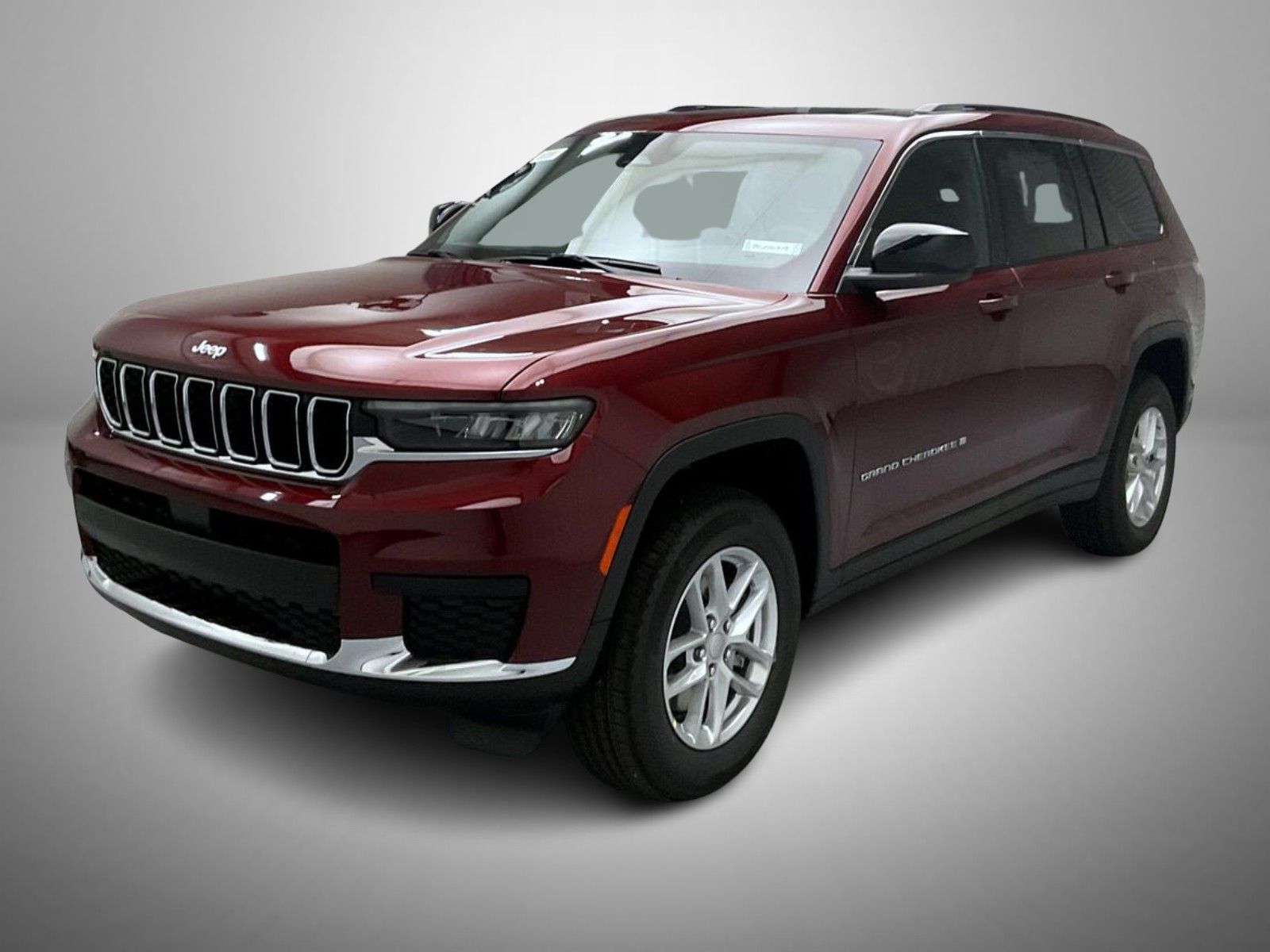 2025 Jeep Grand Cherokee L Laredo's photo