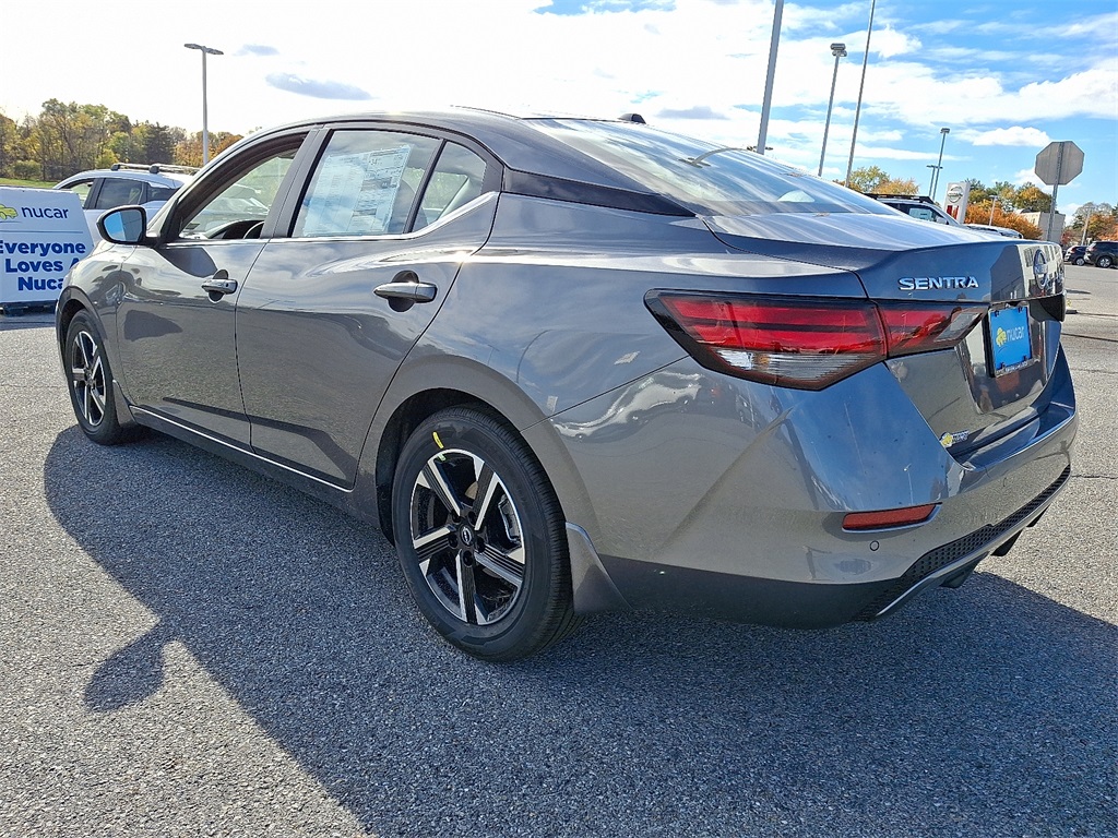 2025 Nissan Sentra SV photo 3