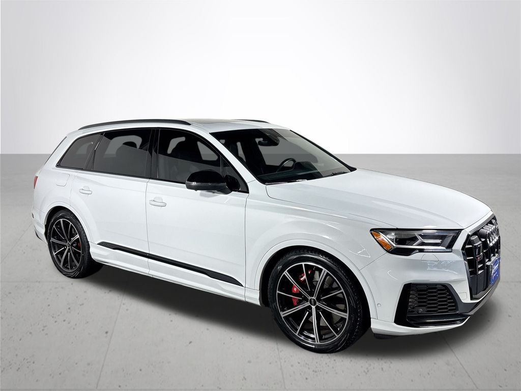 2022 Audi SQ7 Prestige photo 4
