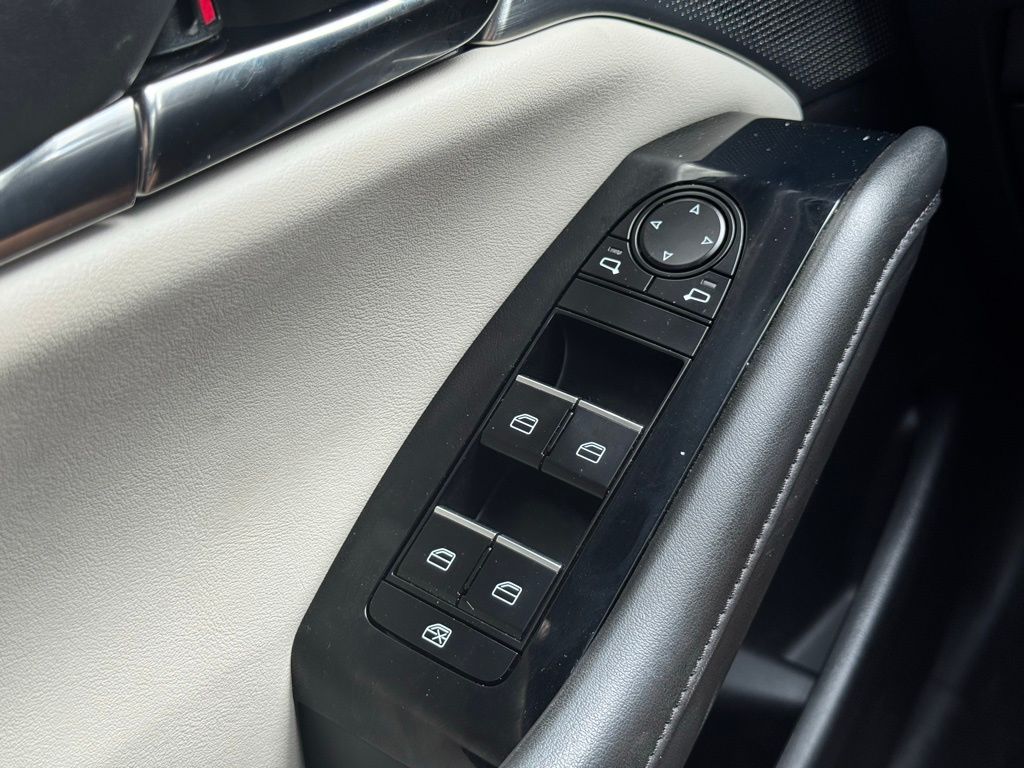 2019 Mazda Mazda3 Preferred photo 23