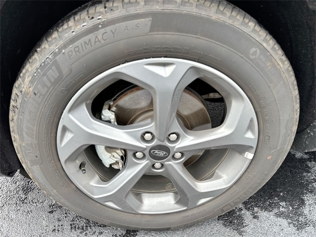 2025 Ford Escape ST-Line photo 2