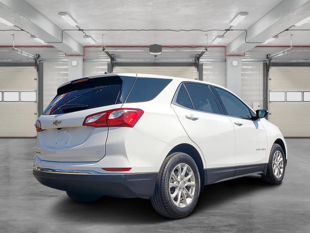 2018 Chevrolet Equinox LT photo 6