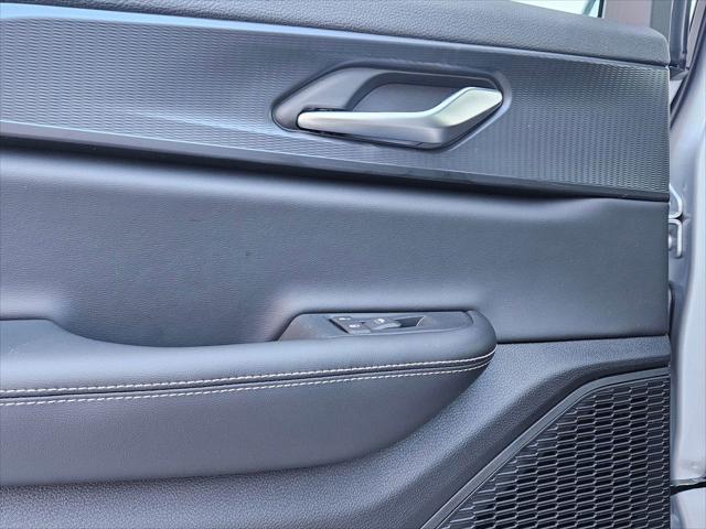 2025 Jeep Grand Cherokee Altitude X photo 16