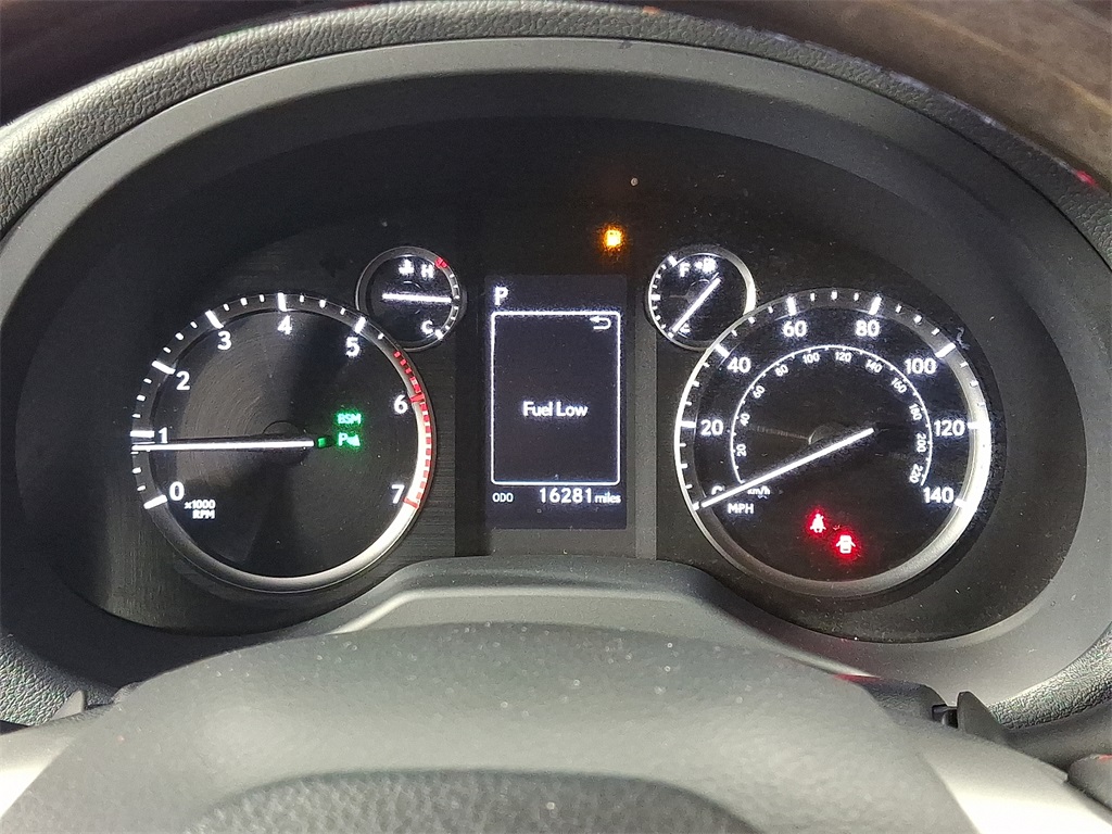 2023 Lexus GX 460 photo 23