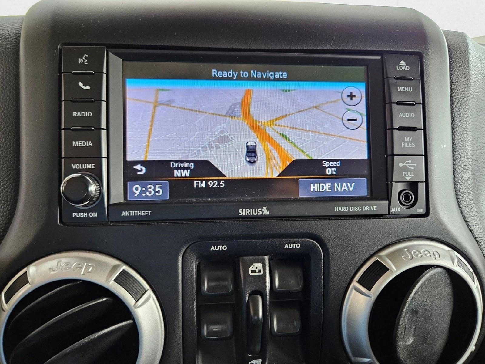 2016 Jeep Wrangler Sahara photo 12