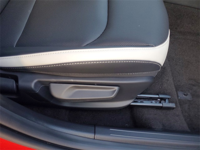 2025 Kia K4 GT-Line photo 28