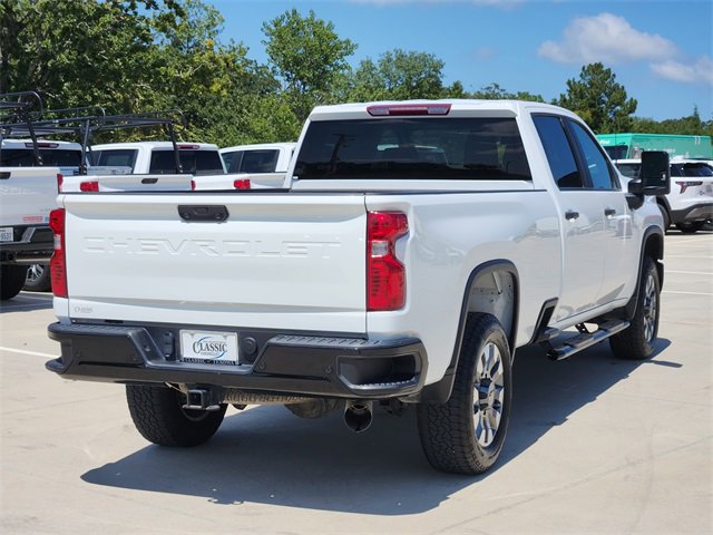 2024 Chevrolet Silverado 2500HD Custom photo 5