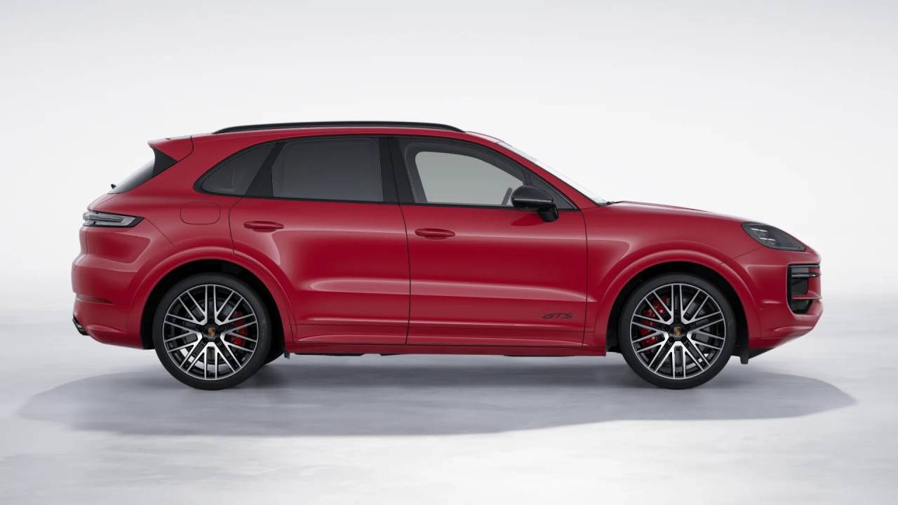 2026 Porsche Cayenne GTS photo 7