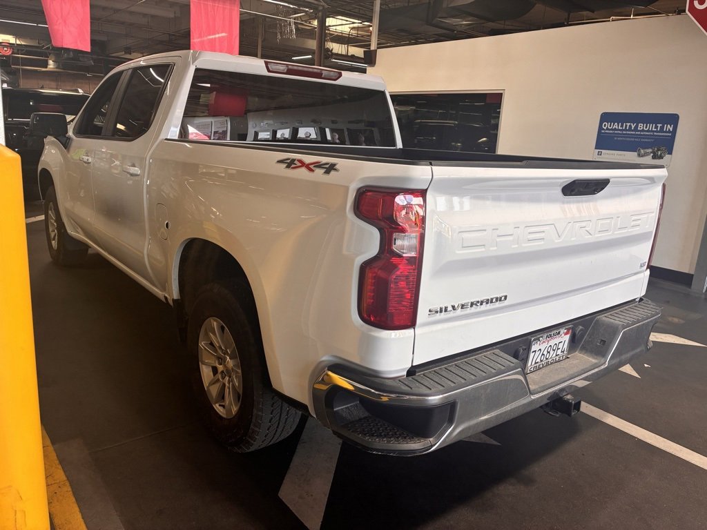2025 Chevrolet Silverado 1500 LT photo 3
