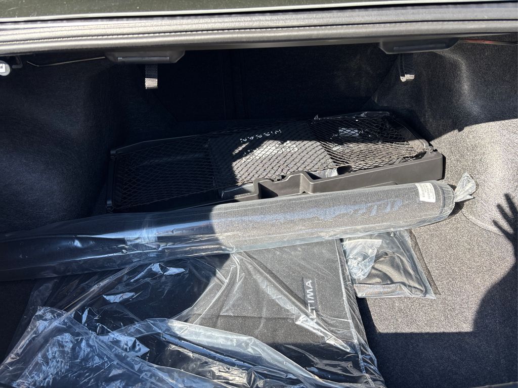 2025 Nissan Altima 2.5 SV photo 11