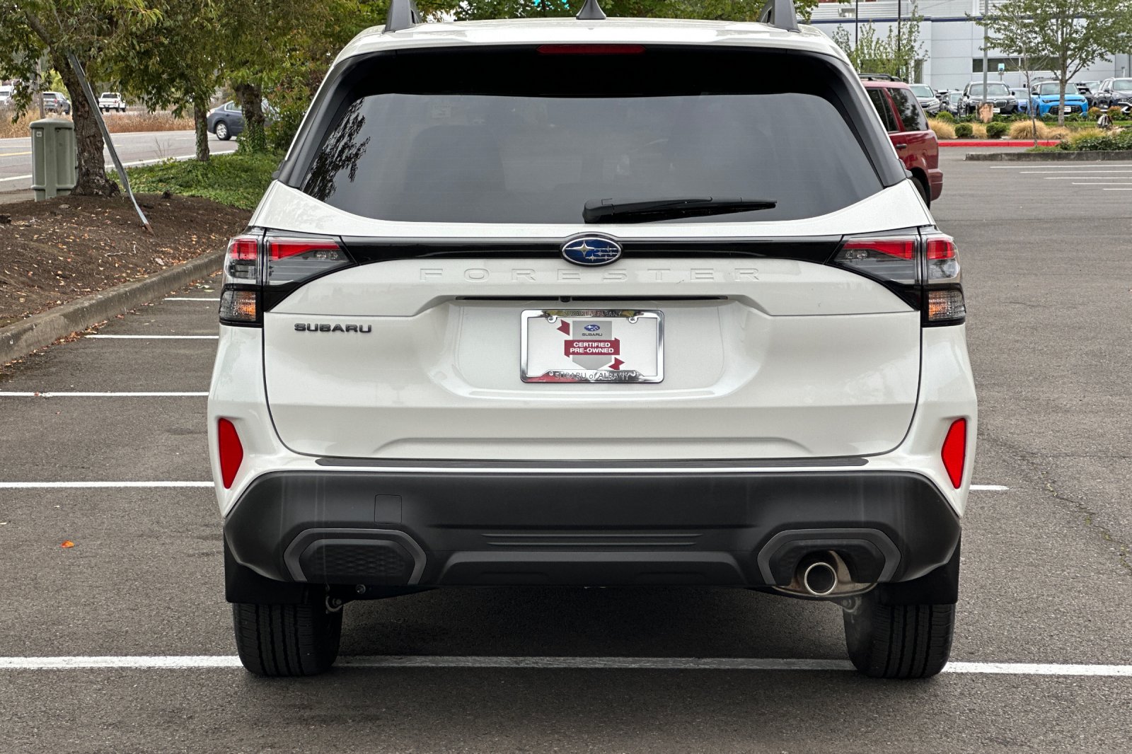 2025 Subaru Forester Limited Base photo 3