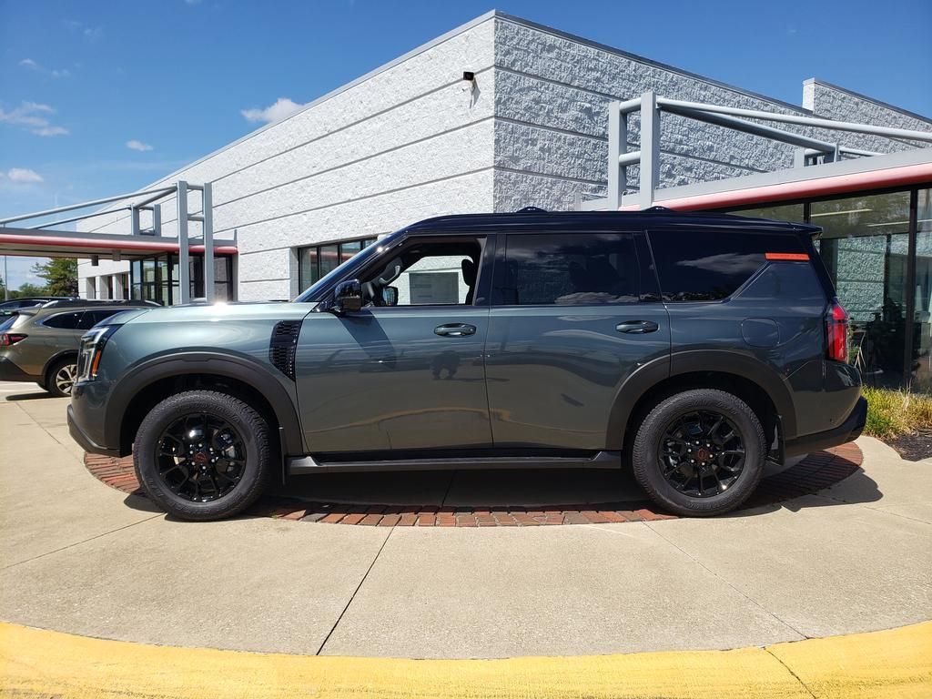 2025 Nissan Armada photo 3