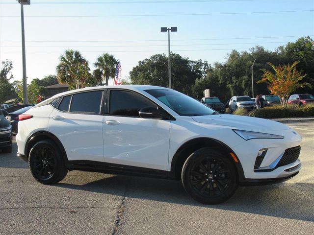 2024 Buick Envista ST photo 2