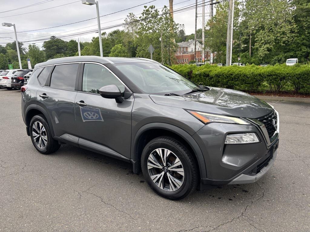 2022 Nissan Rogue SV photo 7