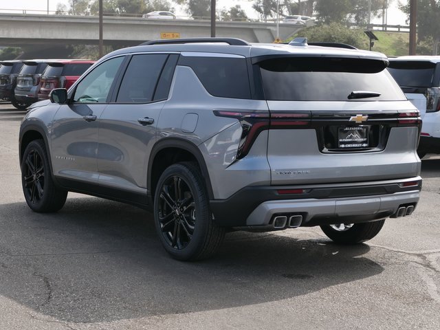 2026 Chevrolet Traverse photo 3