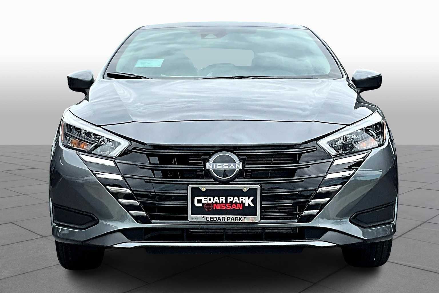 2025 Nissan Versa SV photo 3