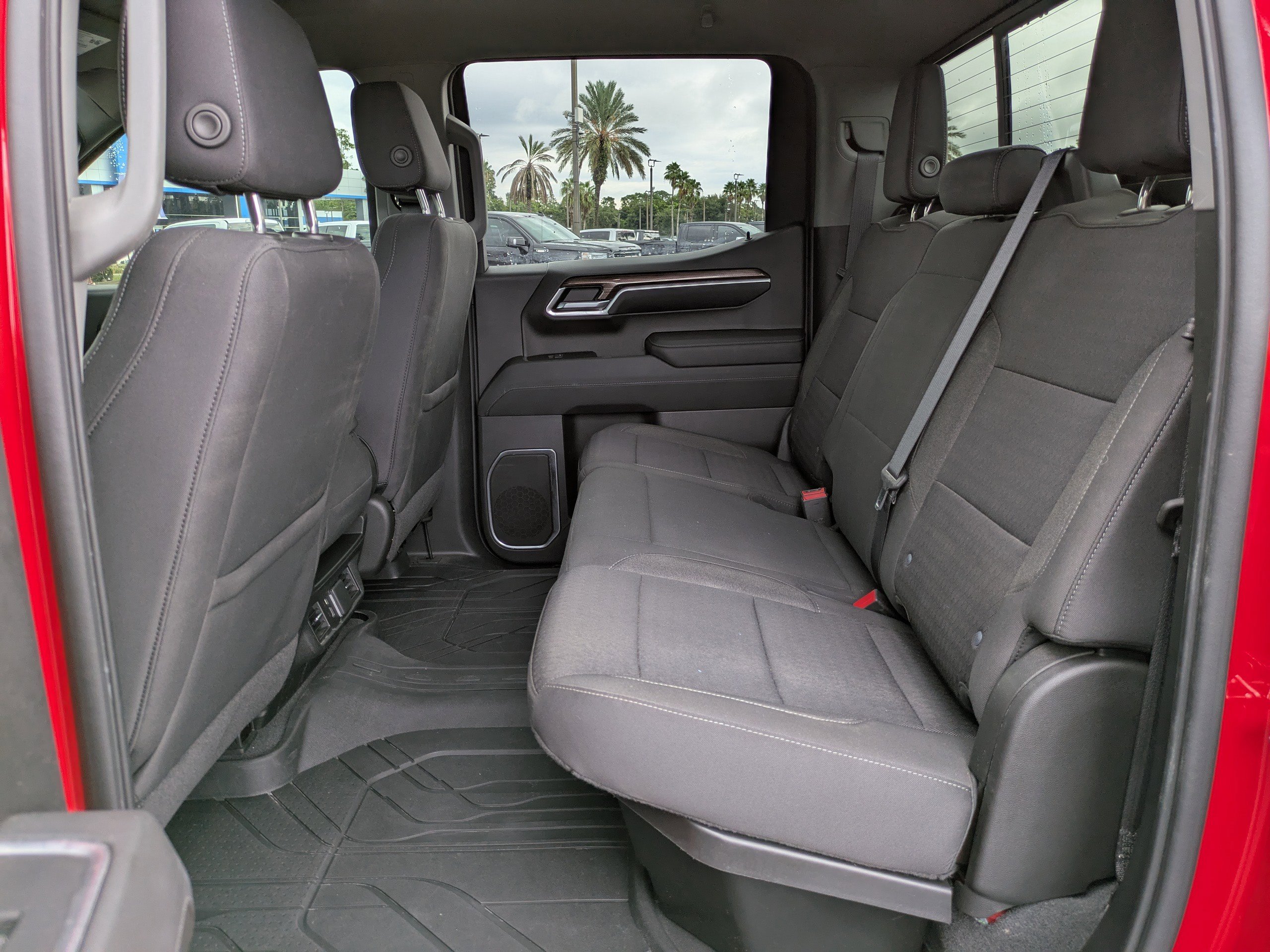 2022 Chevrolet Silverado 1500 LT photo 14