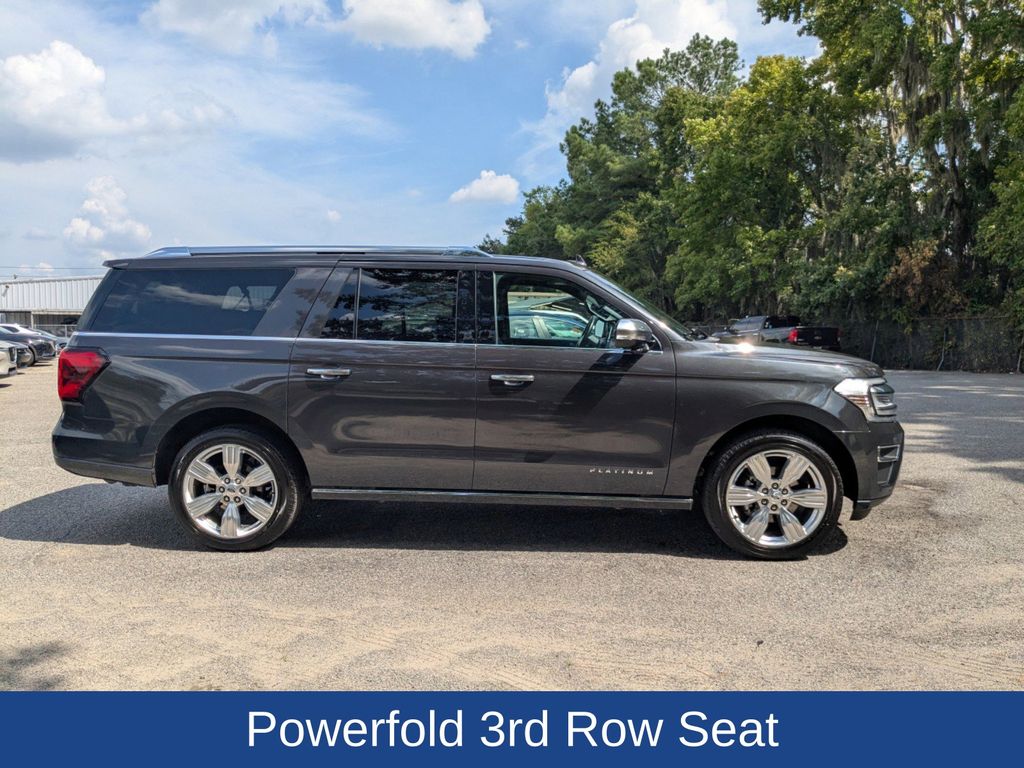 2023 Ford Expedition Platinum MAX photo 3