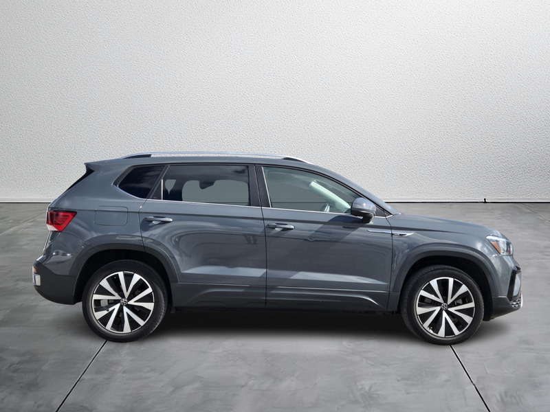 2022 Volkswagen Taos SE photo 5