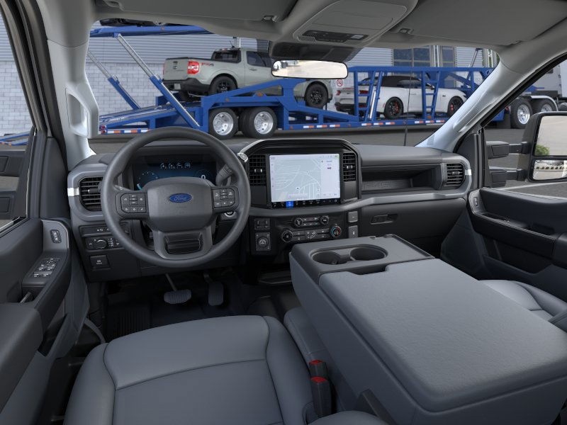 2025 Ford F-150 XL photo 2