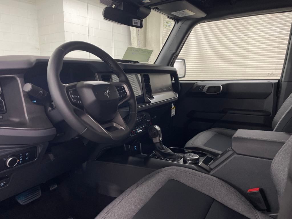 2025 Ford Bronco Big Bend photo 4