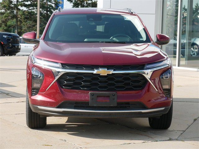Used 2024 Chevrolet Trax LT with VIN KL77LHE28RC226259 for sale in Eden Prairie, Minnesota