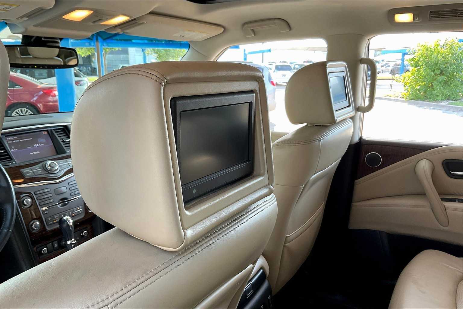 2017 Nissan Armada Platinum photo 32