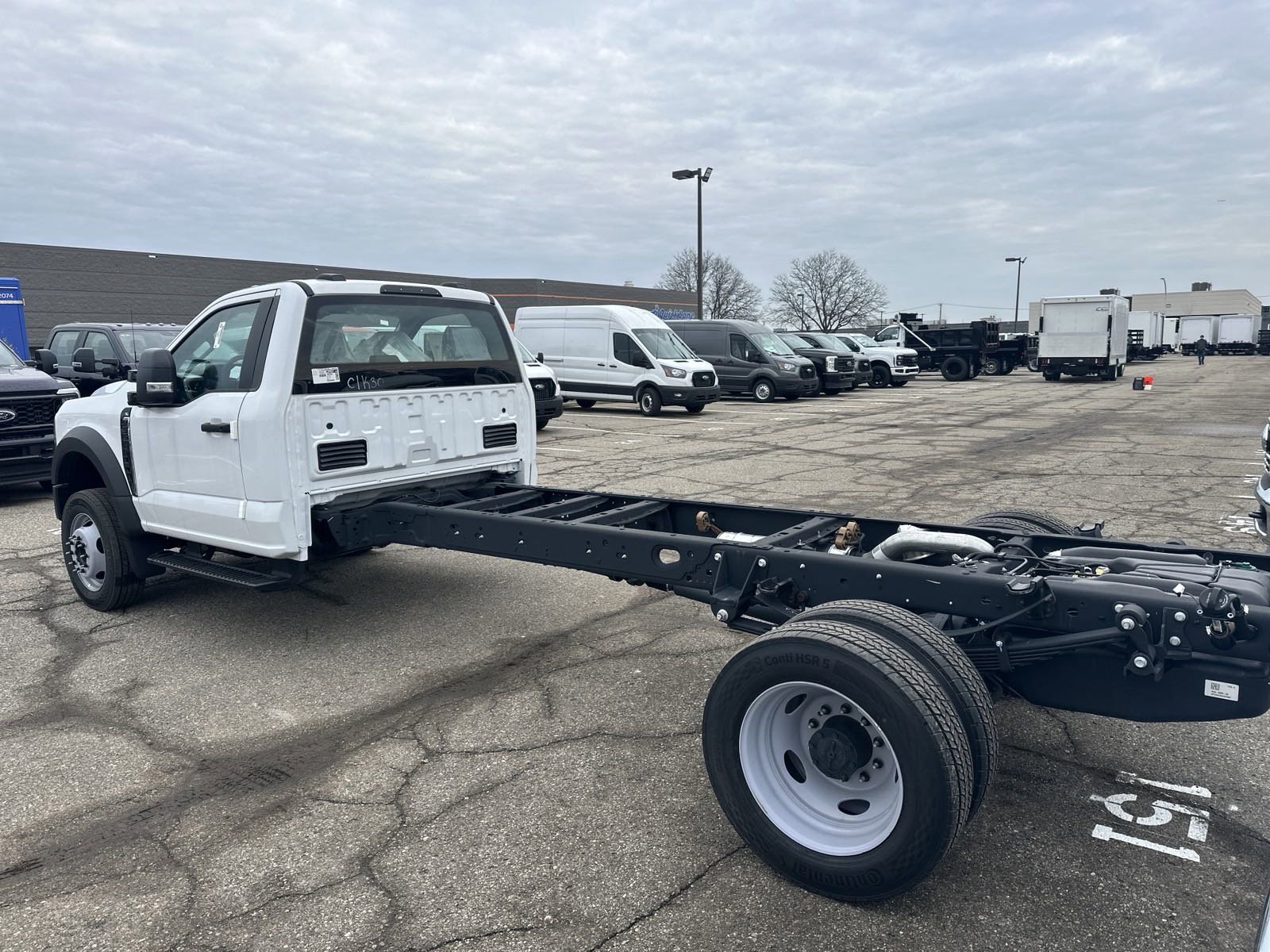 2024 Ford F-550 photo 2