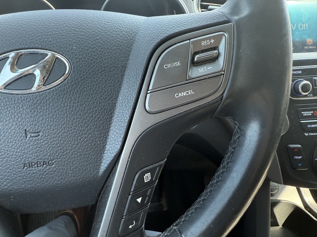 2017 Hyundai Santa Fe Limited photo 23