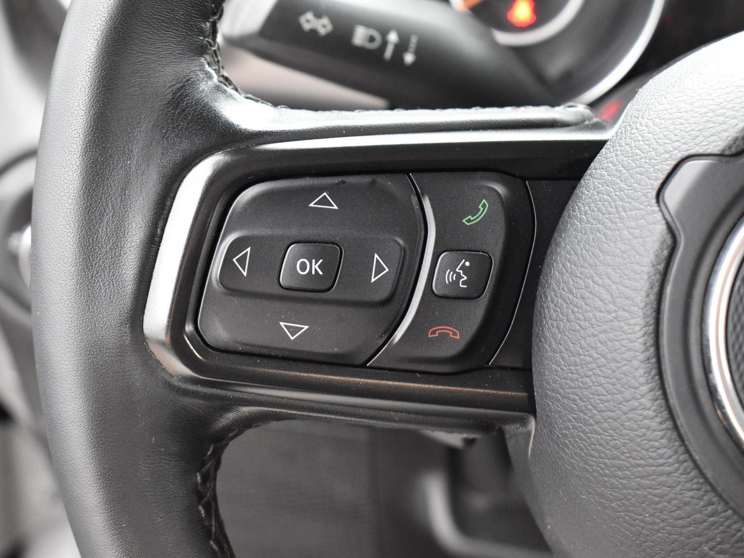 2021 Jeep Gladiator Willys photo 12
