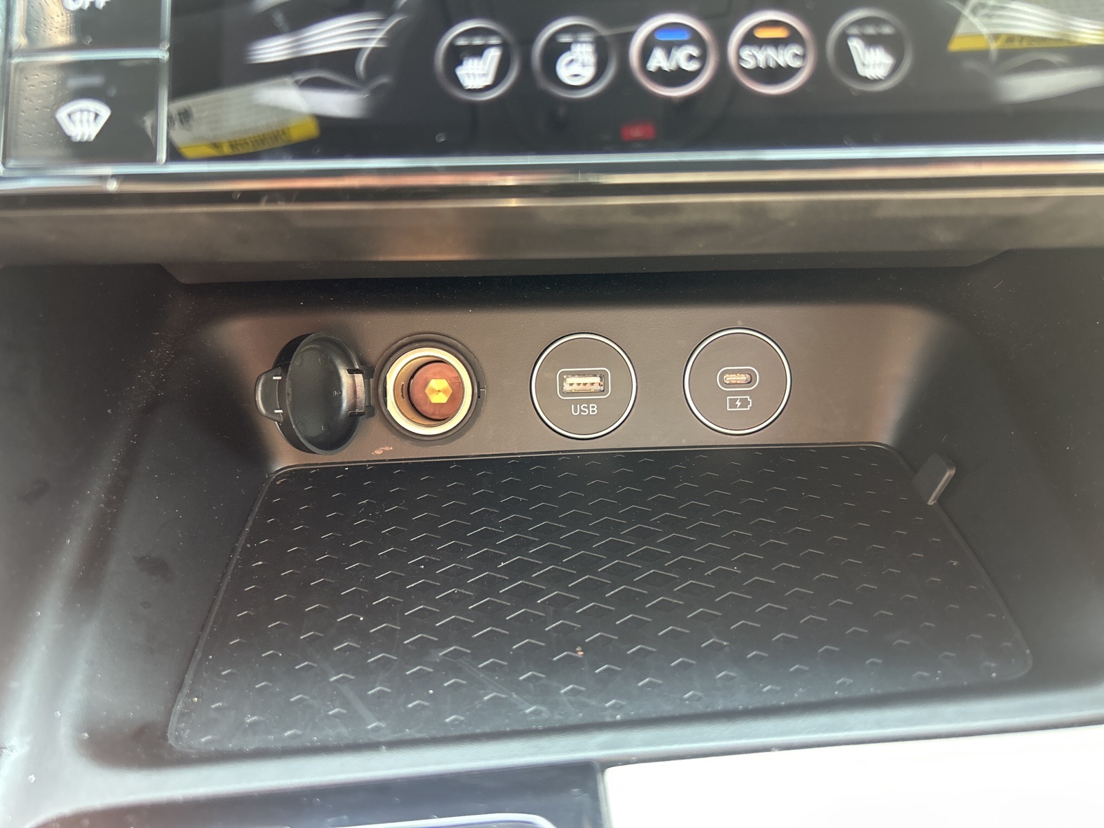 2025 Genesis G70 2.5T photo 20