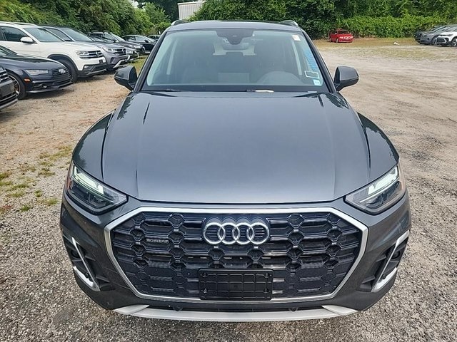 2022 Audi Q5 45 S line Premium photo 2