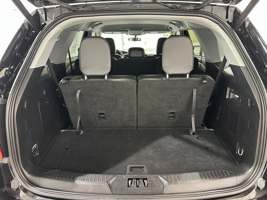 2024 Ford Explorer XLT photo 32