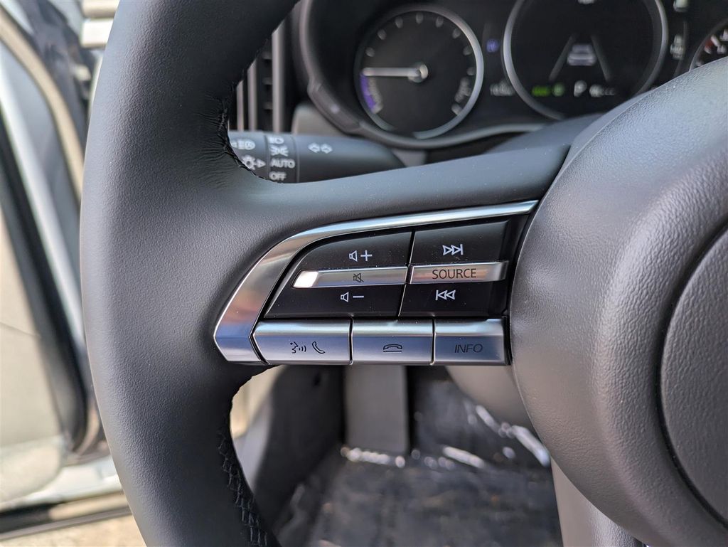 2025 Mazda CX-50 Premium photo 22