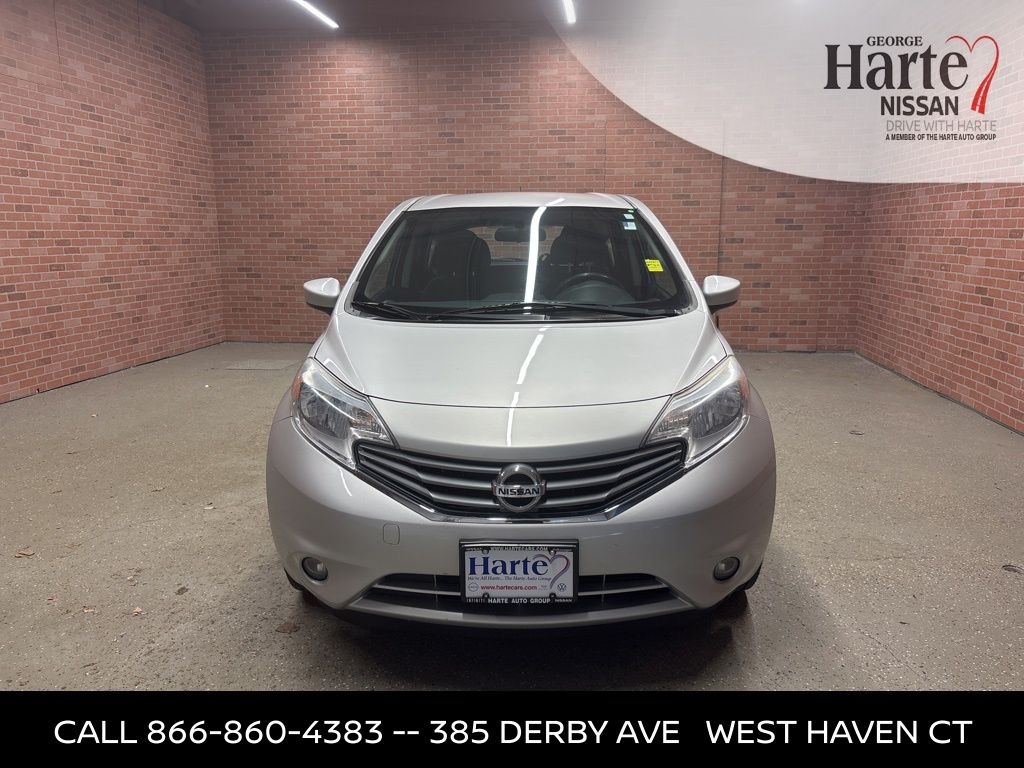 2015 Nissan Versa Note SV photo 2
