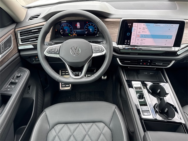 2025 Volkswagen Atlas SEL Premium R-Line photo 23