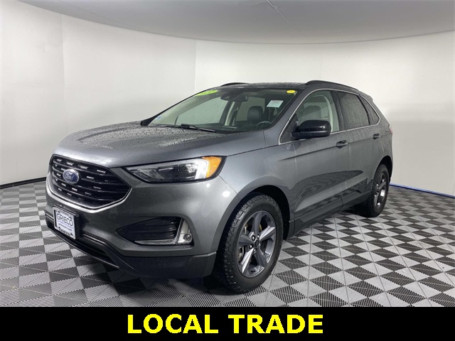 2022 Ford Edge SEL photo 3