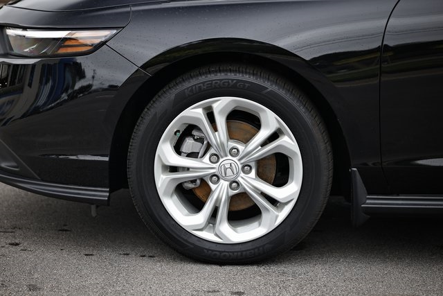 2024 Honda Accord LX photo 3
