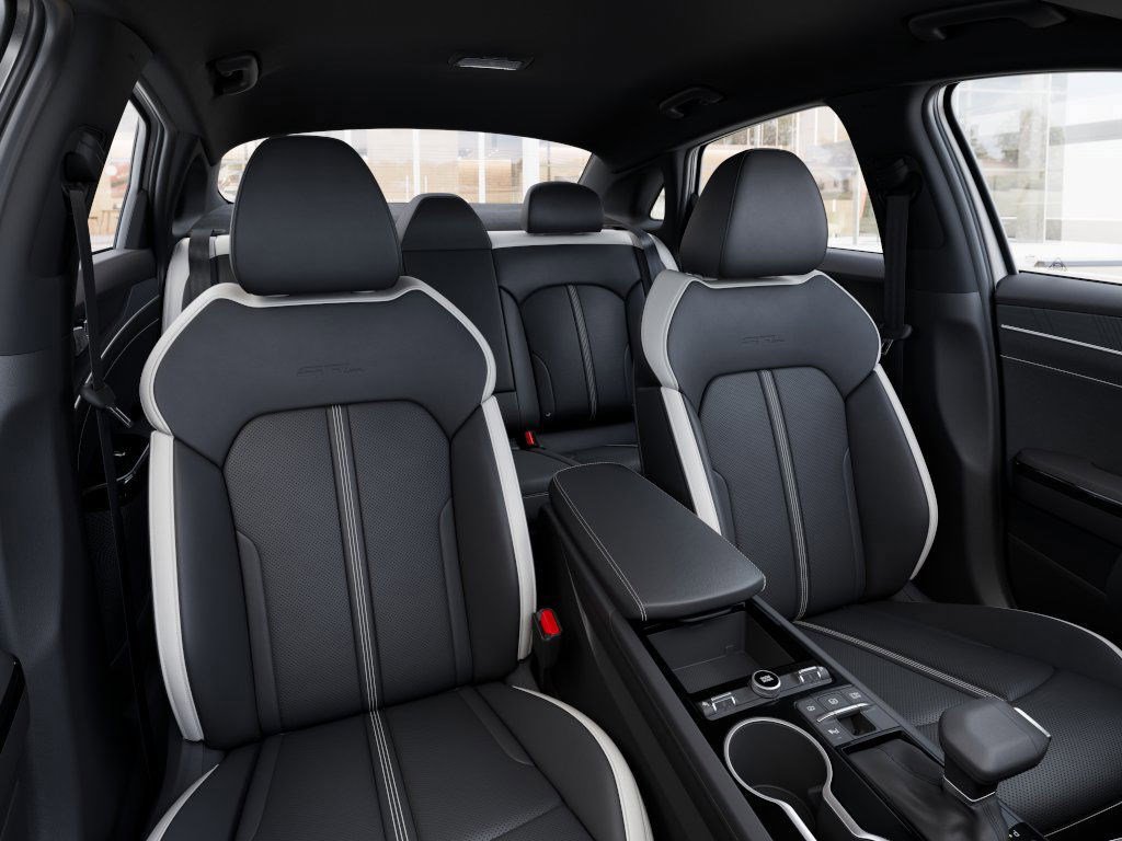 2026 Kia K5 GT-Line photo 14