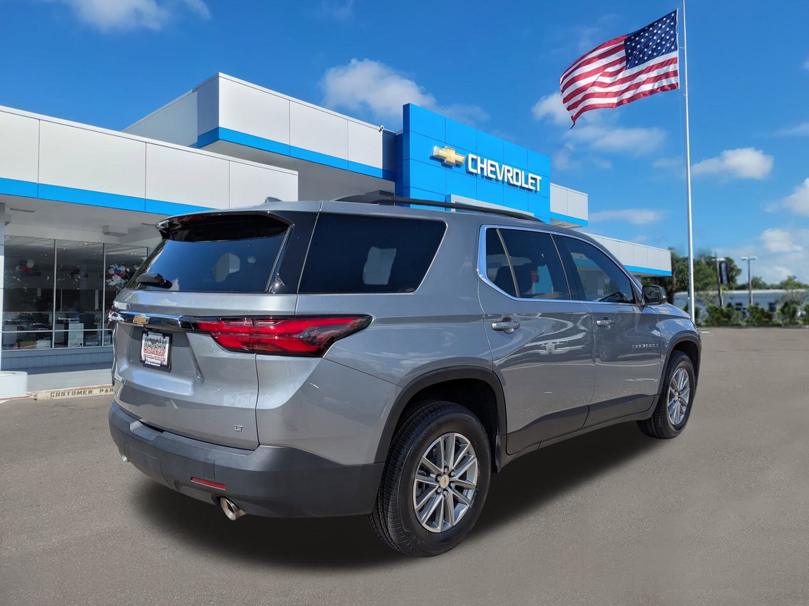 2023 Chevrolet Traverse photo 3