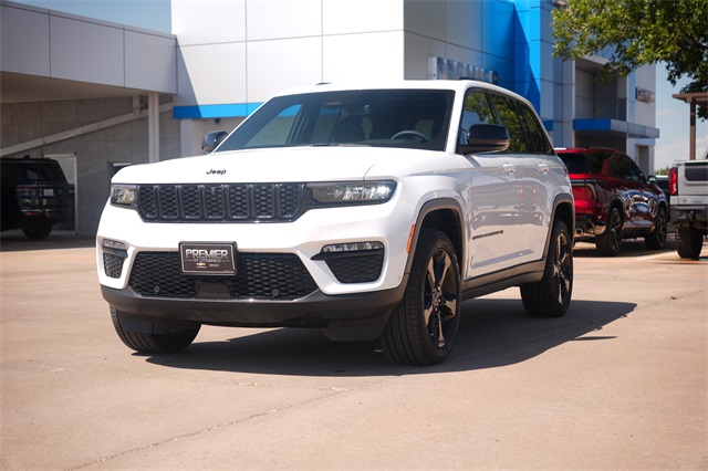 2024 Jeep Grand Cherokee Limited photo 8