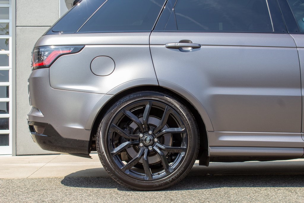 2022 Land Rover Range Rover Sport SVR photo 6