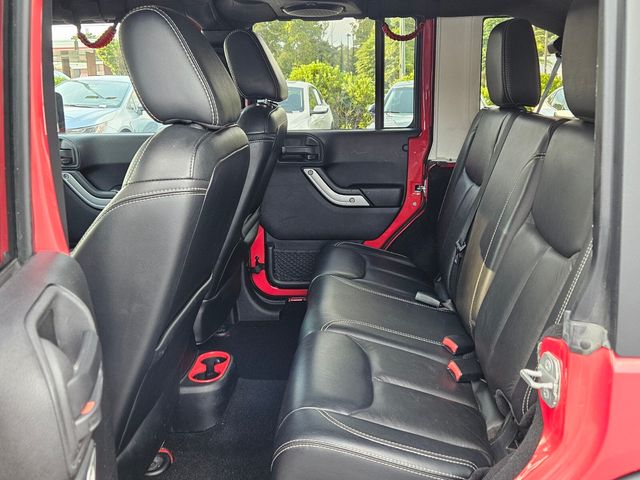 2014 Jeep Wrangler Unlimited Rubicon X photo 6