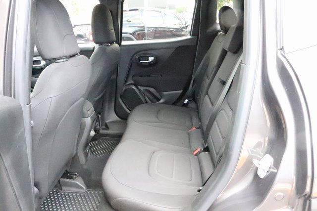 2021 Jeep Renegade Latitude photo 11