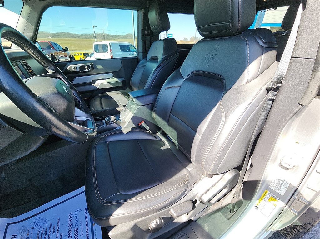 2022 Ford Bronco Badlands photo 11