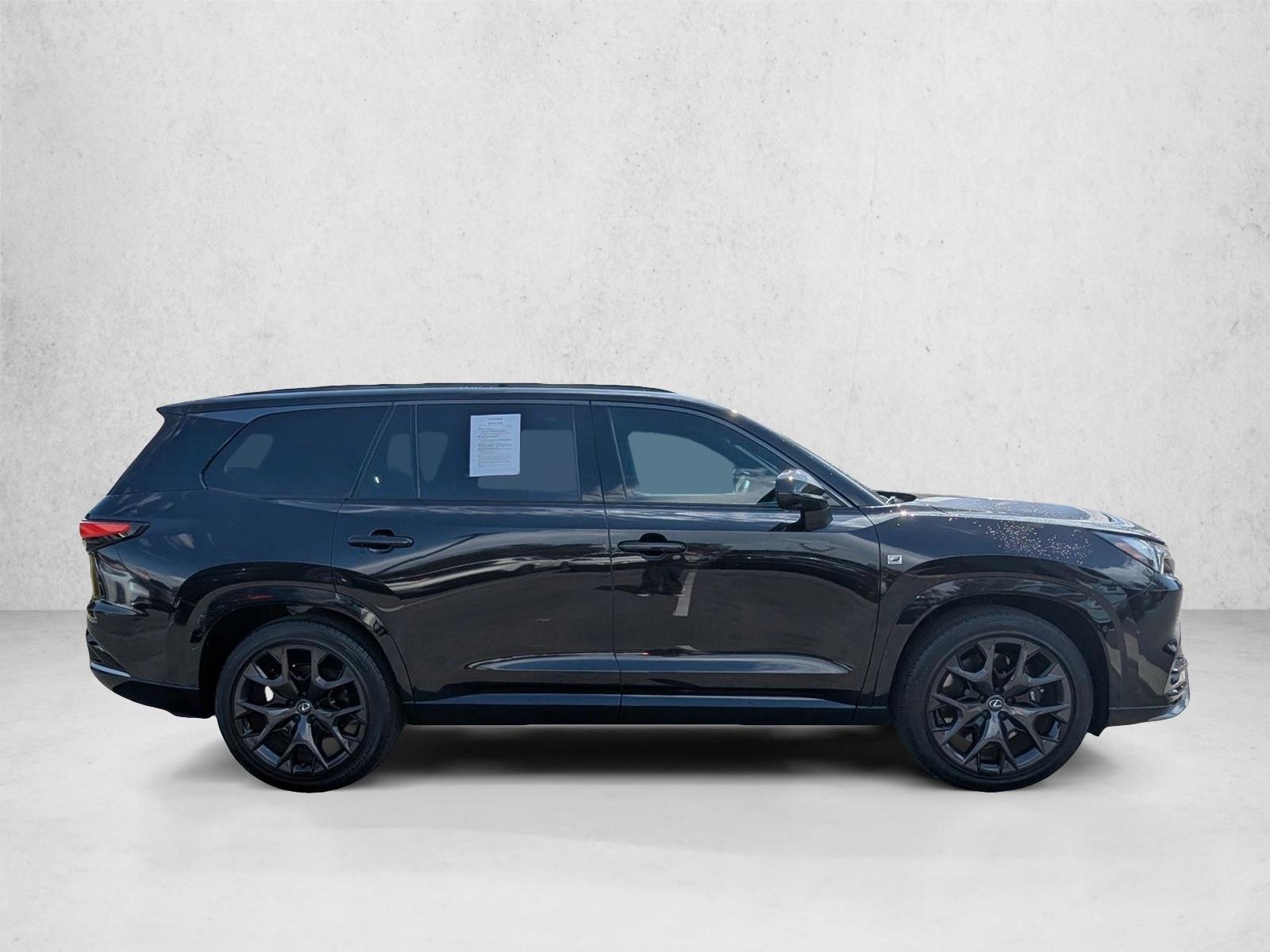 2024 Lexus TX 500h F SPORT Performance Premium photo 4