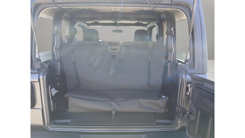 2023 Jeep Wrangler Sport S photo 23