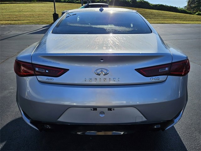 2018 Infiniti Q60 3.0t Luxe photo 6