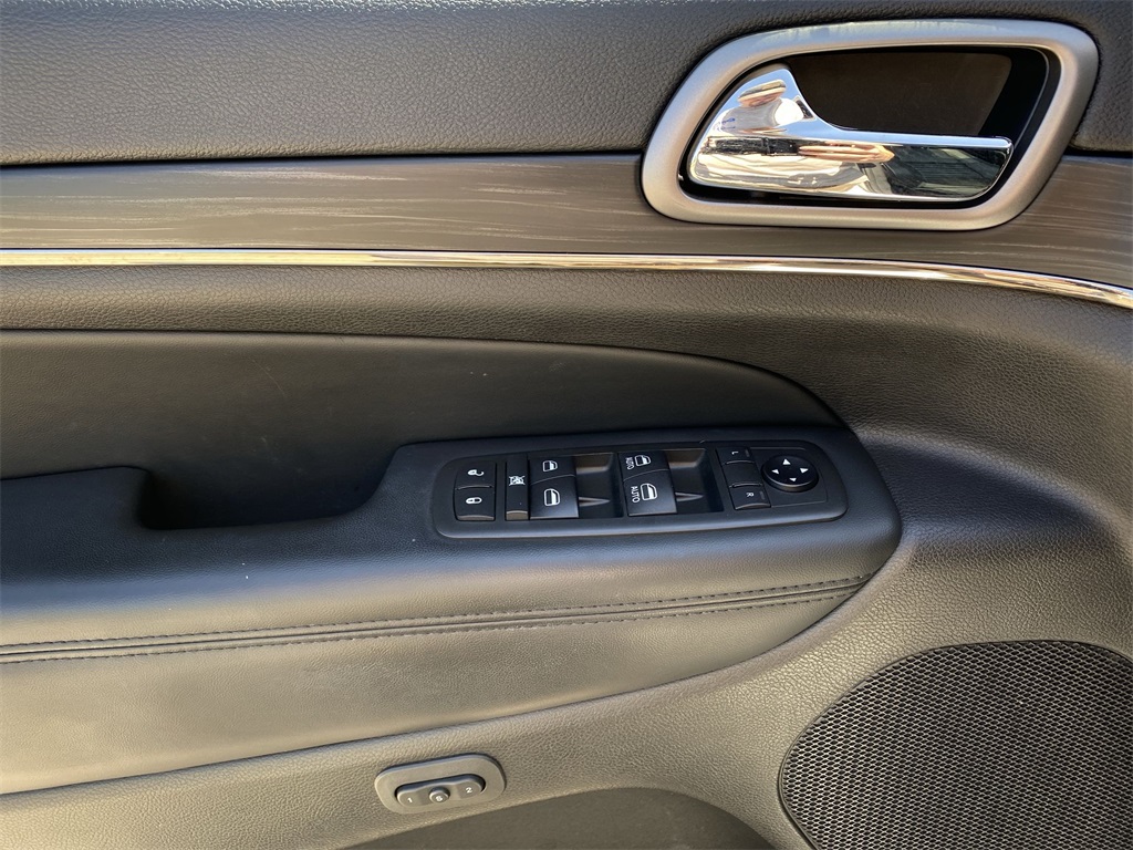 2020 Jeep Grand Cherokee Limited X photo 15